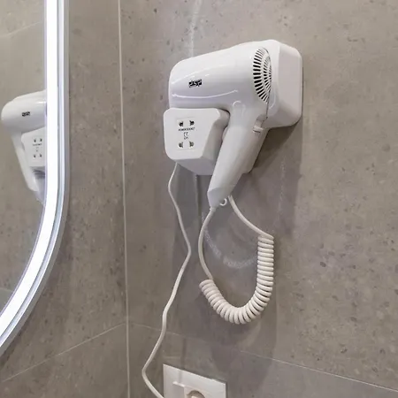 Ener شقة فندقية تيرانا