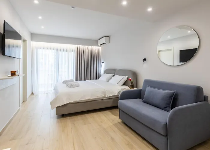 Ener 3* تيرانا