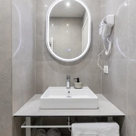 Ener 3* Tirana