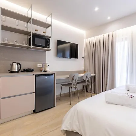 Hotel apartamentowy Ener Tirana